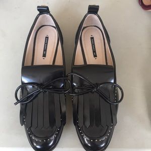 Zara tassel flat loafer w/ pearl detail